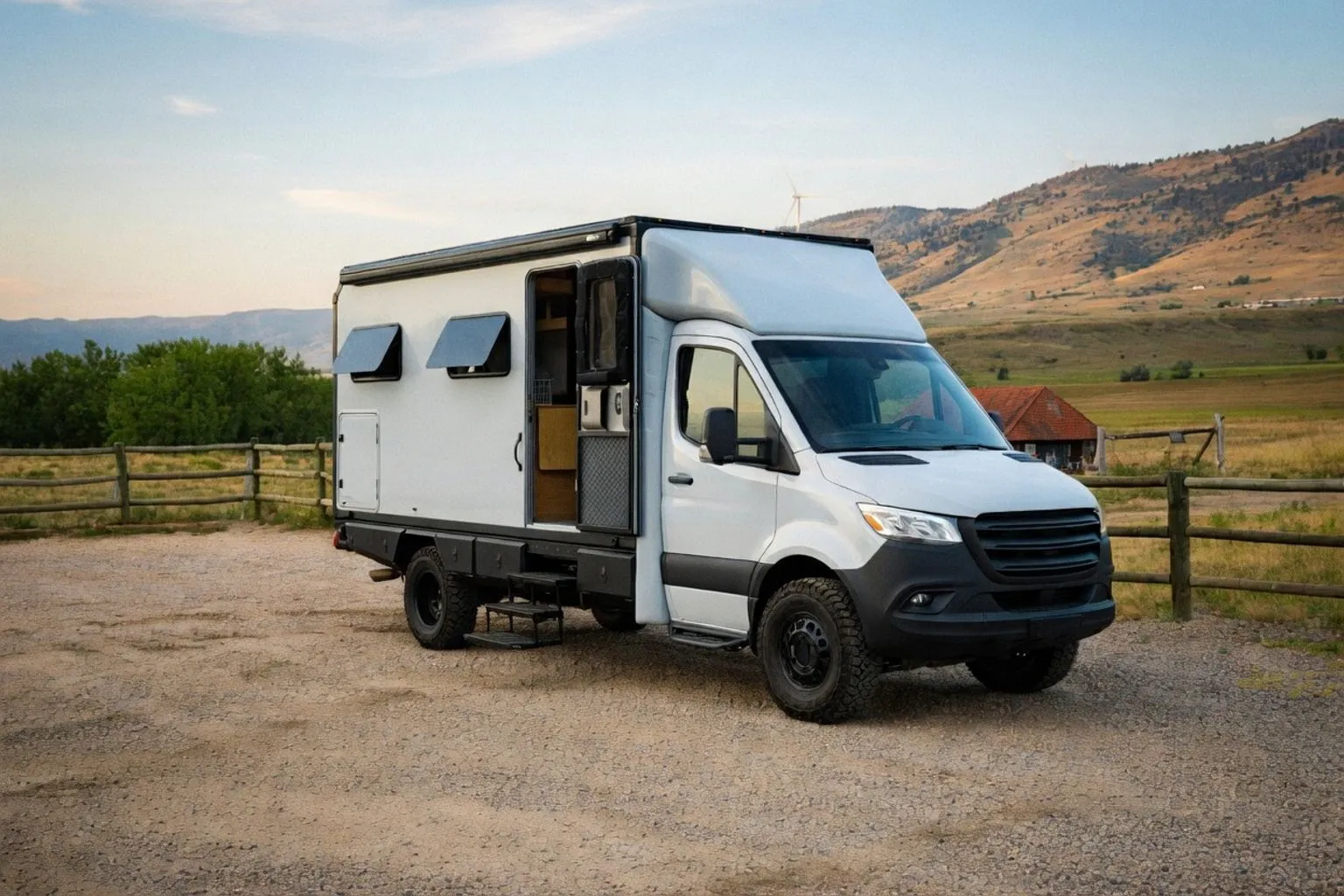 Geotrek Verus: Mehr Wohnraum im Sprinter-Format ohne Wohnmobil-Ballast