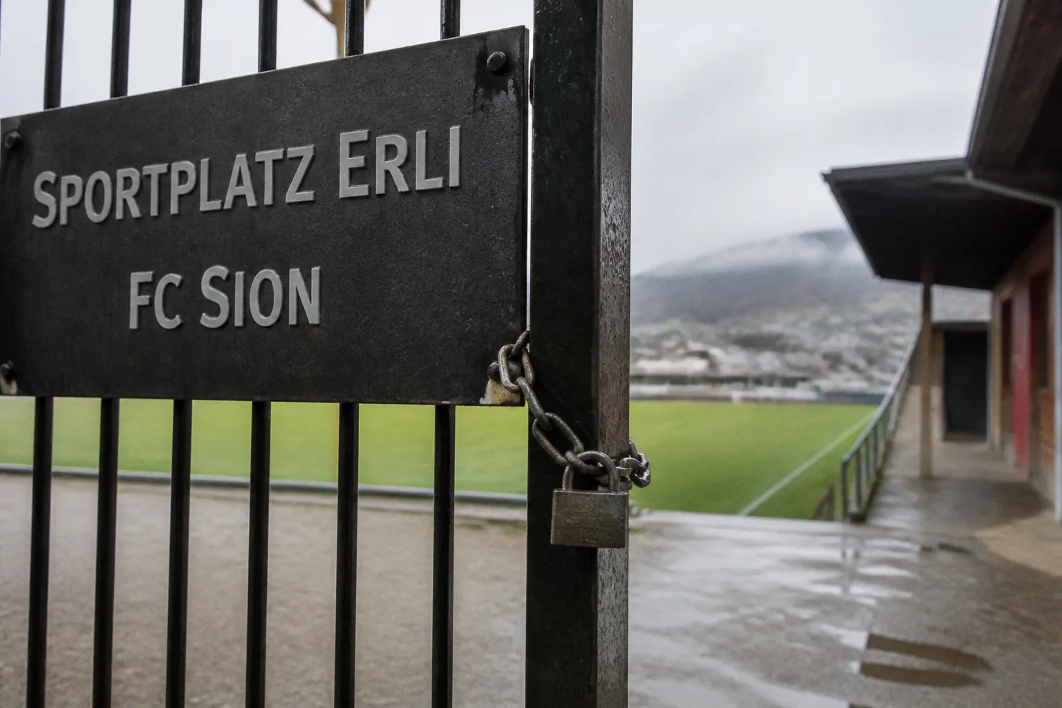 Vom Sportplatz Erli nach Amsterdam: Wenn der FC Sion auf europäische Giganten trifft